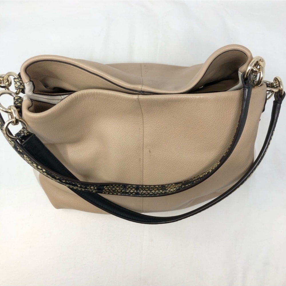 Coach Leather Phoebe Beige and White Hobo Bag - Picture 16 of 16